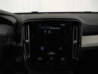 VOLVO XC40 usata, con Volante in pelle