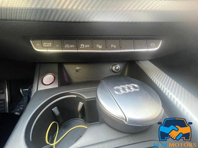 AUDI RS4 usata, con Sensori di parcheggio posteriori
