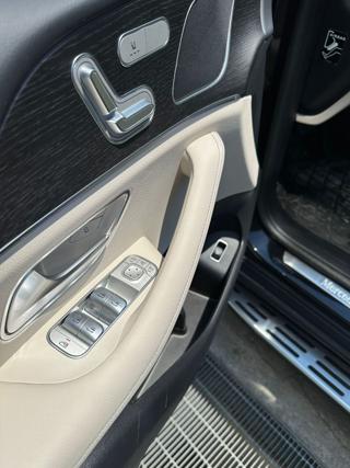MERCEDES-BENZ GLE 300 usata, con Chiusura centralizzata