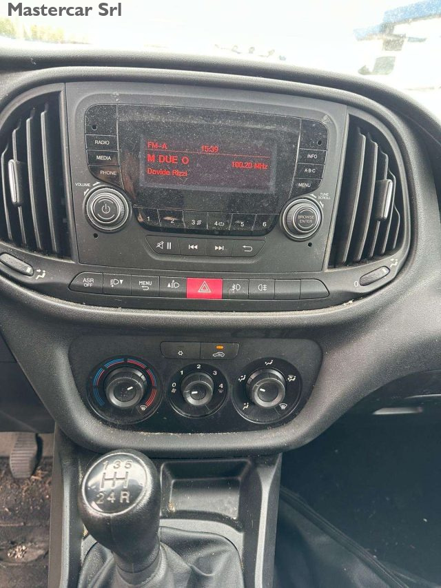 FIAT Doblo usata, con USB