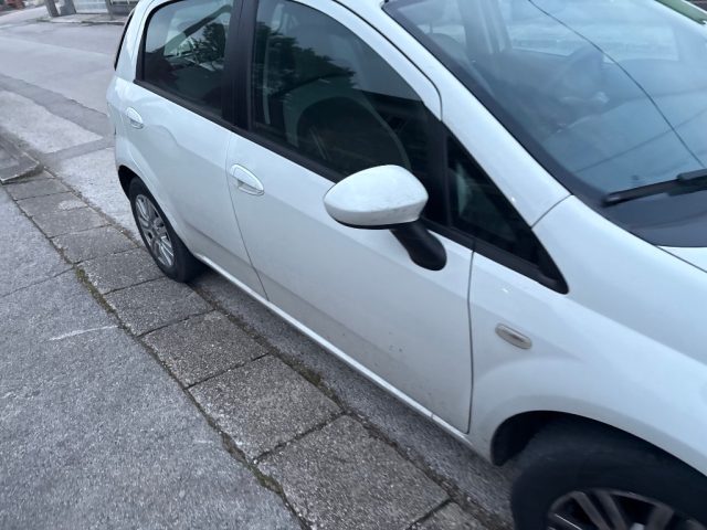 FIAT Punto usata, con Autoradio