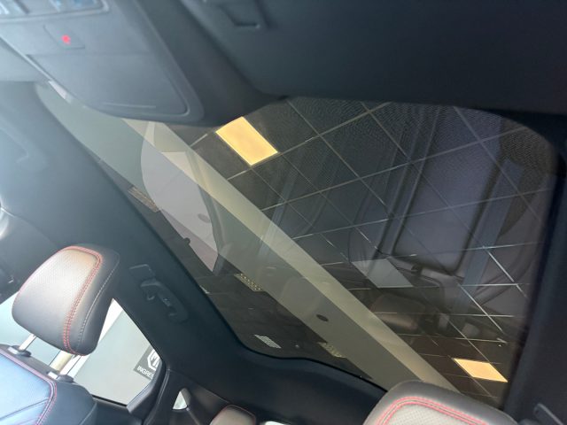 FORD Mustang Mach-E usata, con Sedili riscaldati