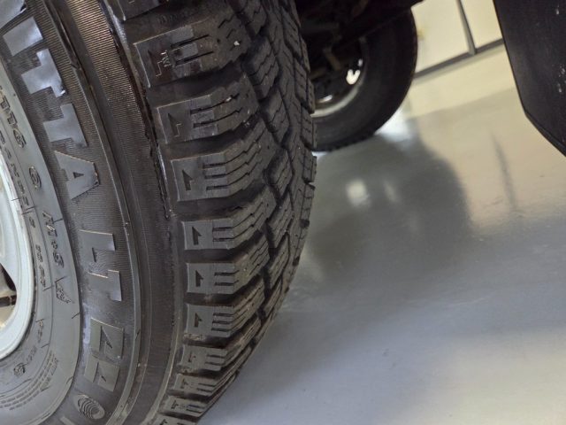 LAND ROVER Defender usata, con Sedile posteriore sdoppiato