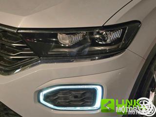 VOLKSWAGEN T-Roc usata, con Sensori di parcheggio anteriori