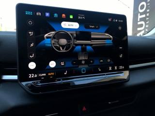 VOLKSWAGEN T-Roc usata, con Autoradio digitale
