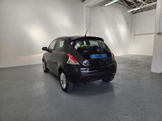 LANCIA Ypsilon usata, con USB