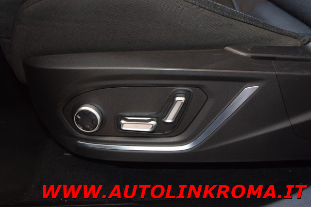 LYNK & CO 01 usata, con Fari LED