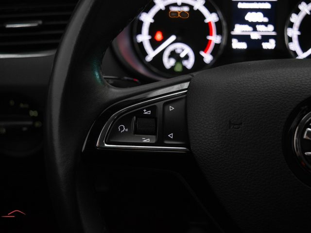 SKODA Octavia usata, con Sensori di parcheggio anteriori