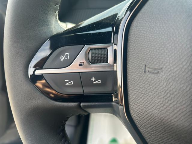 PEUGEOT 2008 usata, con Cruise Control