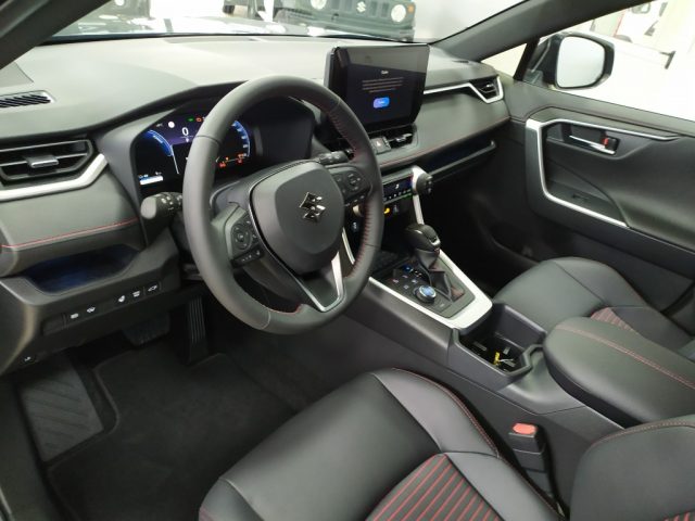 SUZUKI Across usata, con Autoradio