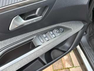 PEUGEOT 3008 usata, con Servosterzo