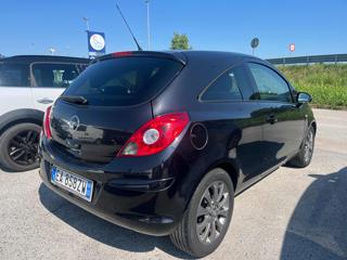 OPEL Corsa usata, con Airbag laterali
