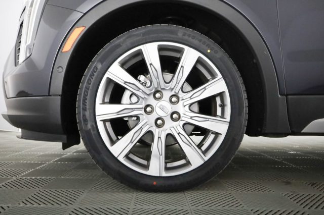 CADILLAC XT4 usata 8