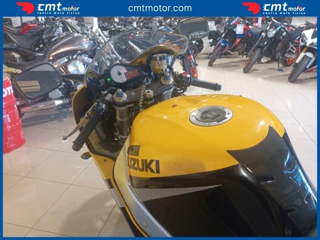 SUZUKI GSX R 750 usata 5