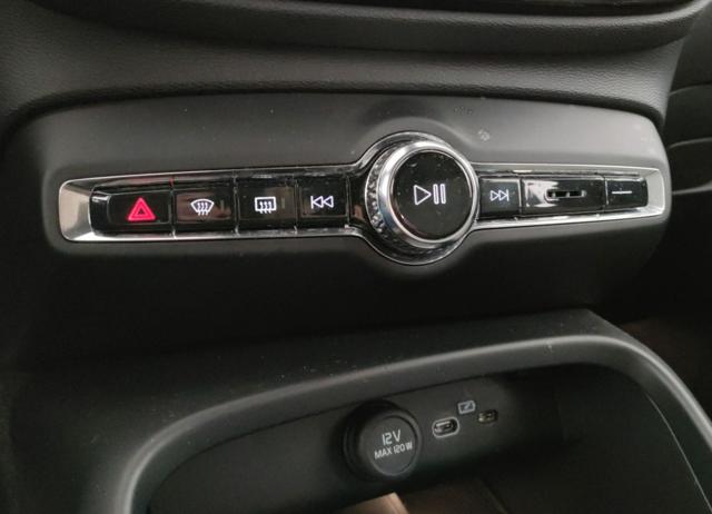 VOLVO XC40 usata, con Servosterzo