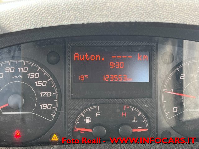 PEUGEOT Boxer usata, con Luci diurne
