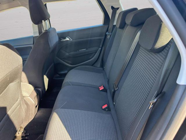 PEUGEOT 308 usata, con Controllo automatico clima
