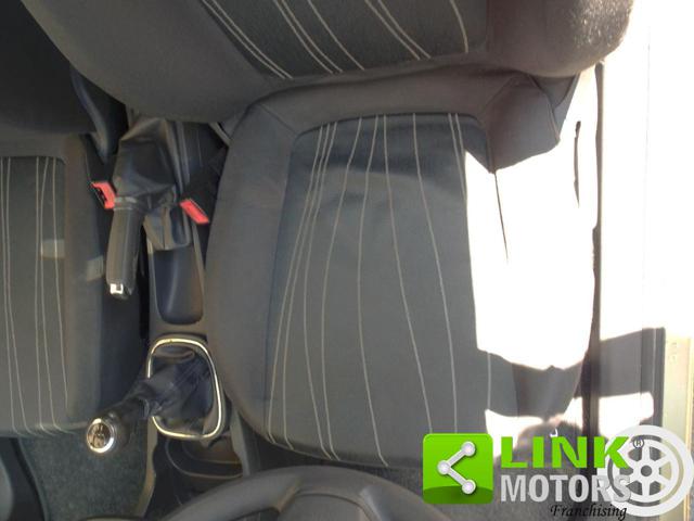 OPEL Corsa usata, con Lettore CD