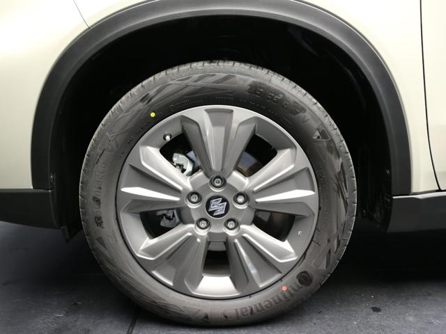 SUZUKI Vitara usata, con Autoradio