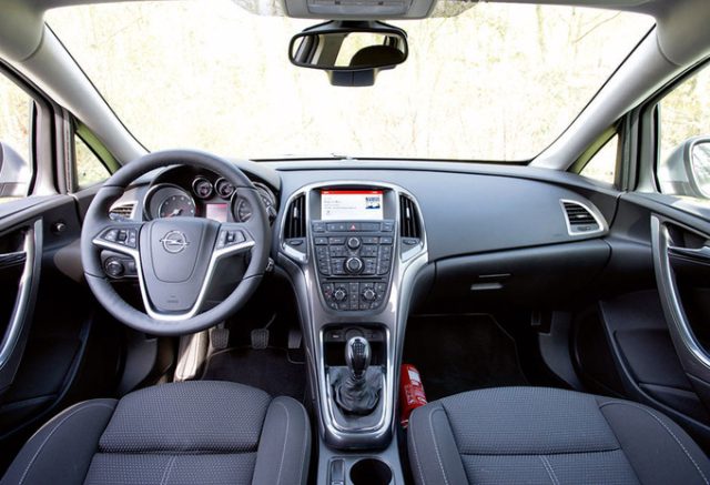 OPEL Astra usata, con Airbag laterali