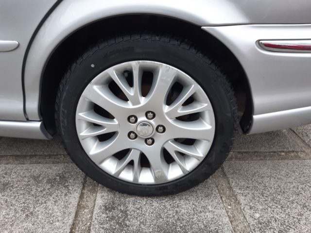 JAGUAR X-Type usata, con Bracciolo