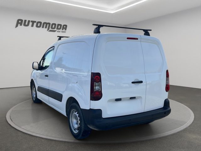PEUGEOT Partner usata, con Specchietti laterali elettrici