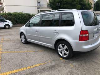 VOLKSWAGEN Touran usata, con Airbag Passeggero