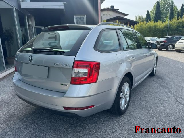 SKODA Octavia usata, con Airbag