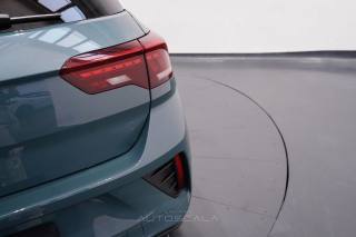 VOLKSWAGEN T-Roc usata 33