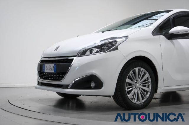 PEUGEOT 208 usata, con Controllo trazione