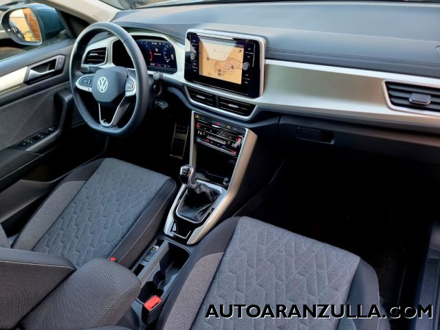VOLKSWAGEN T-Roc usata, con Controllo automatico clima