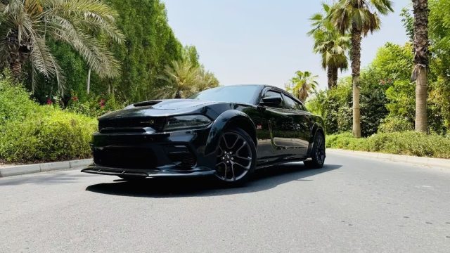 DODGE Charger usata, con Alzacristalli elettrici