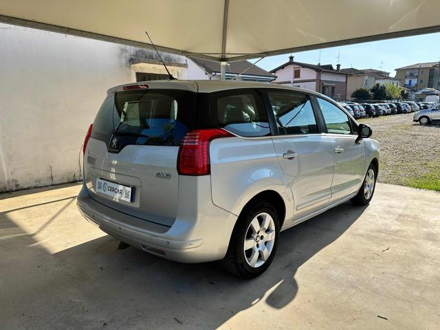 PEUGEOT 5008 usata, con Airbag Passeggero