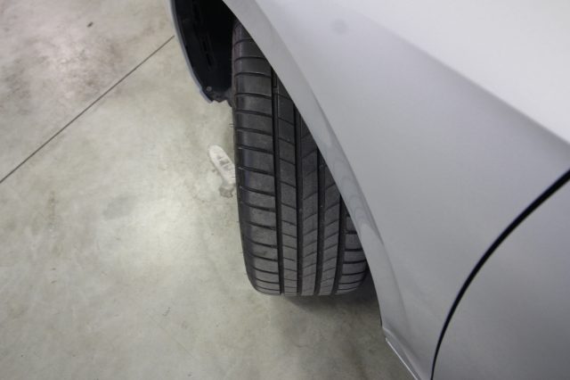 VOLKSWAGEN Golf usata, con Sedile posteriore sdoppiato