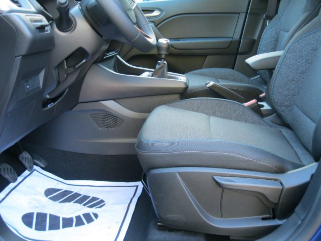 RENAULT Captur usata, con Sensori di parcheggio posteriori