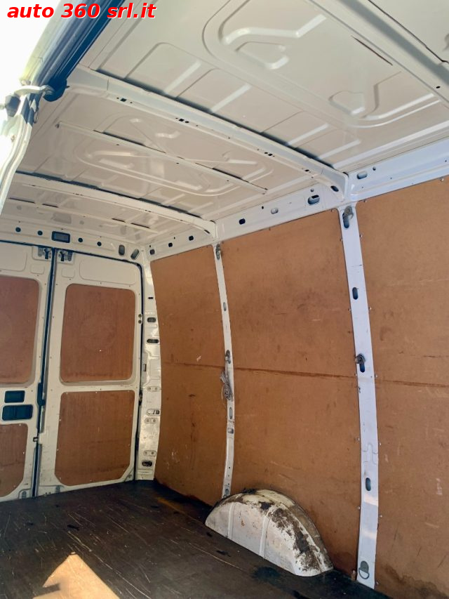 IVECO Daily usata 13