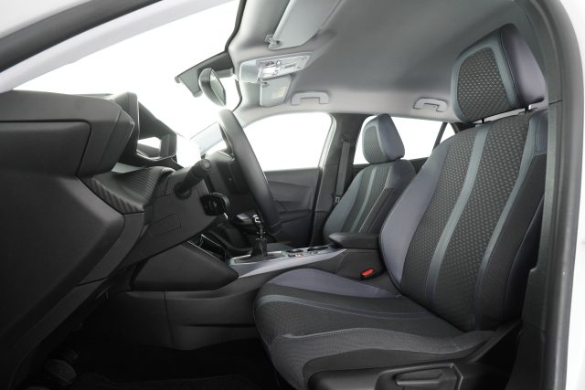 PEUGEOT 2008 usata 9