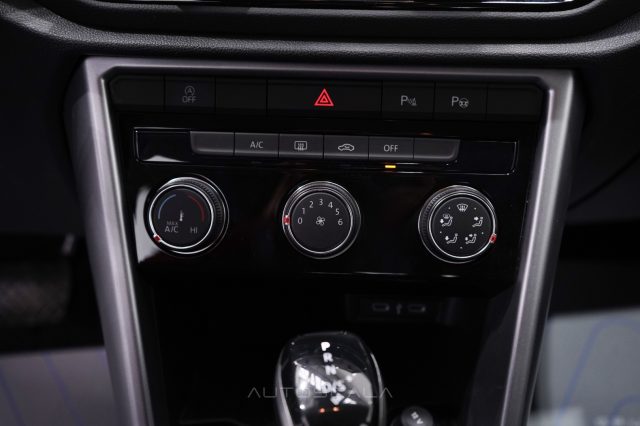 VOLKSWAGEN T-Roc usata, con Autoradio digitale