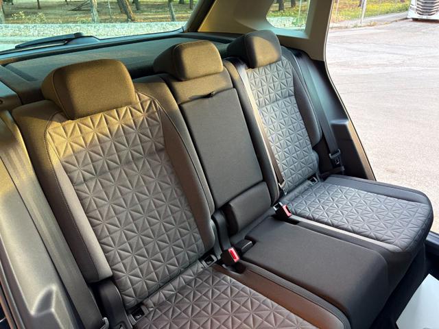 VOLKSWAGEN Tiguan usata, con Park Distance Control