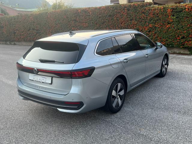 VOLKSWAGEN Passat usata, con Autoradio