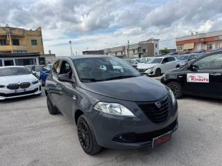 LANCIA Ypsilon usata, con Airbag