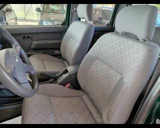 NISSAN Navara usata, con Servosterzo