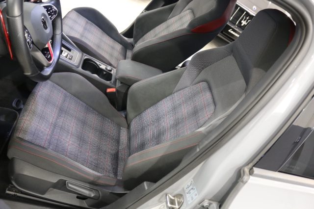 VOLKSWAGEN Golf usata, con Cruise Control