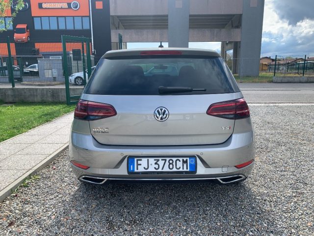 VOLKSWAGEN Golf usata, con Autoradio