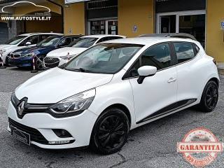 RENAULT Clio usata, con Sensori di parcheggio posteriori