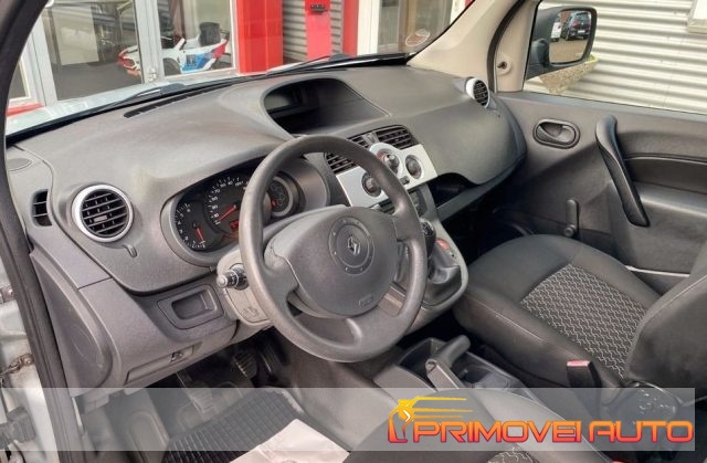 RENAULT Kangoo usata, con Airbag