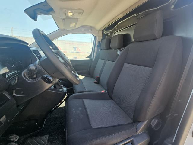 OPEL Vivaro usata, con Park Distance Control