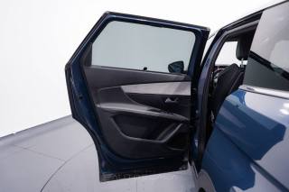 PEUGEOT 5008 usata, con Volante multifunzione