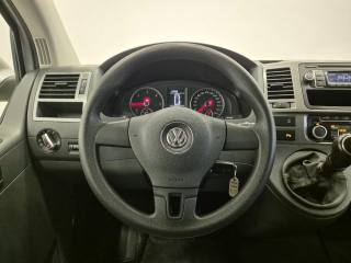 VOLKSWAGEN Caravelle usata, con Controllo trazione