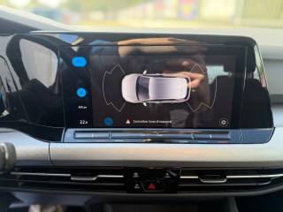 VOLKSWAGEN Golf usata, con Airbag testa